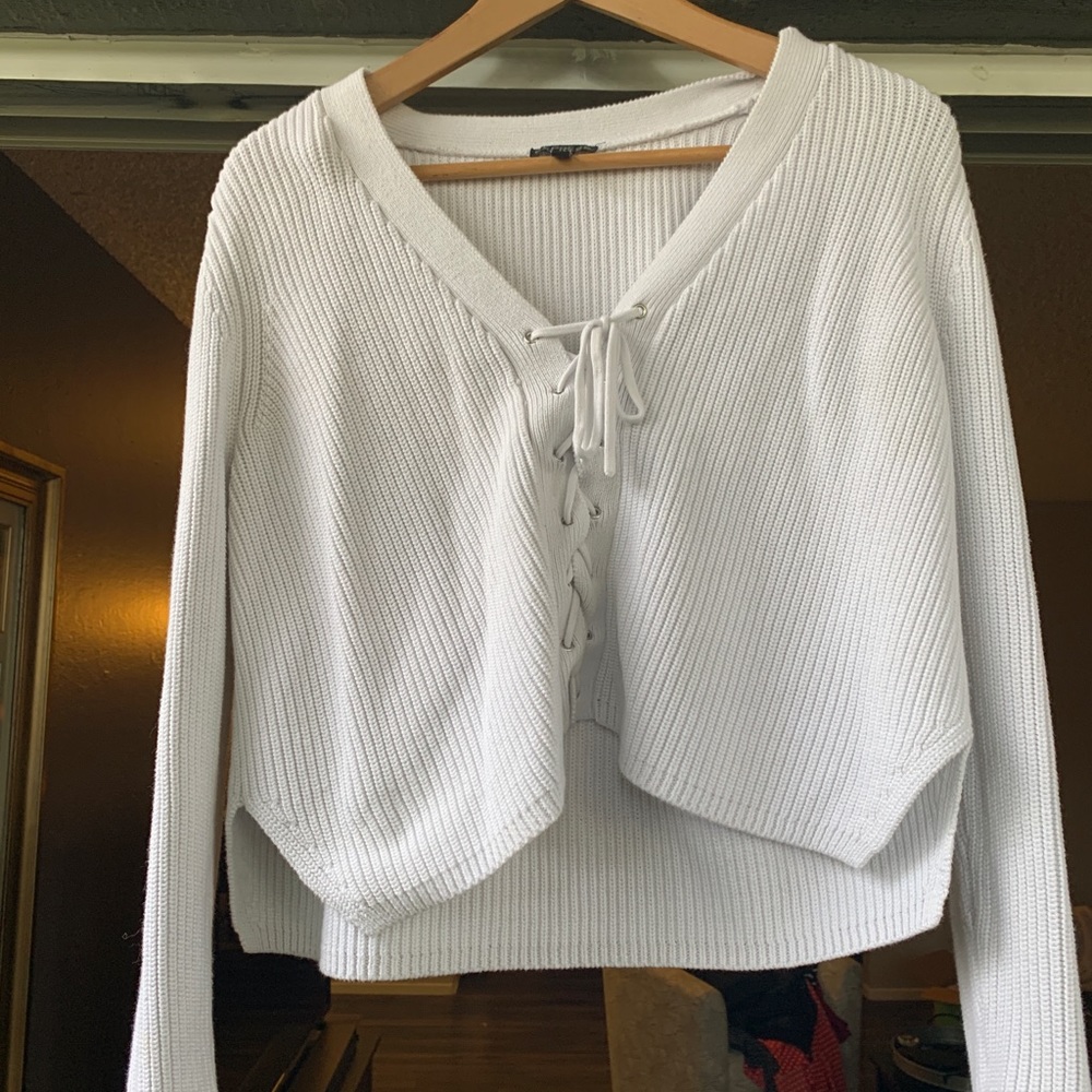 Knit crop